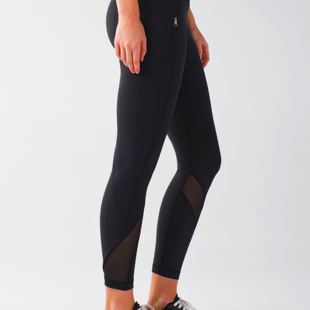 Lululemon Inspire Tight II